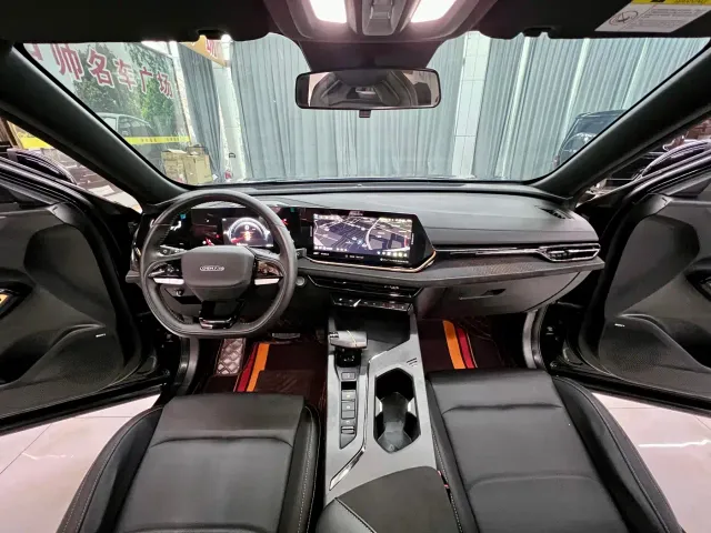 Changan X5 Plus — Фото автомобиля 16