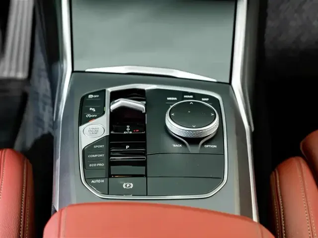 BMW 3 Series — Фото автомобиля 14