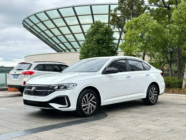 Фотография автомобиля — Volkswagen Lavida