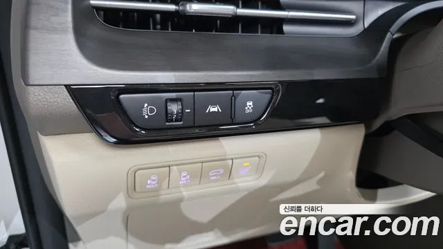 Kia Canival Carnival 4 поколение 7 мест Signature — Фото автомобиля 13