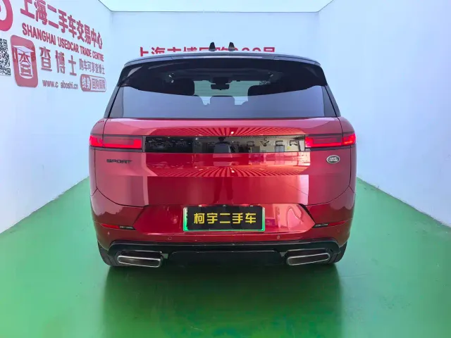 Land Rover Range Rover Sport — Фото автомобиля 5