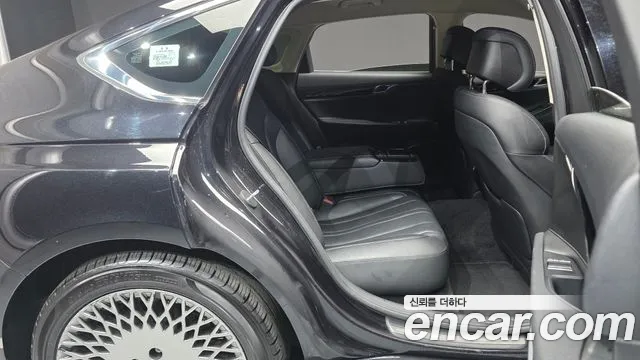 Genesis G80 RG3 — Фото автомобиля 12