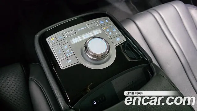 Genesis G80 Бензин 2.5 турбо AWD — Фото автомобиля 27