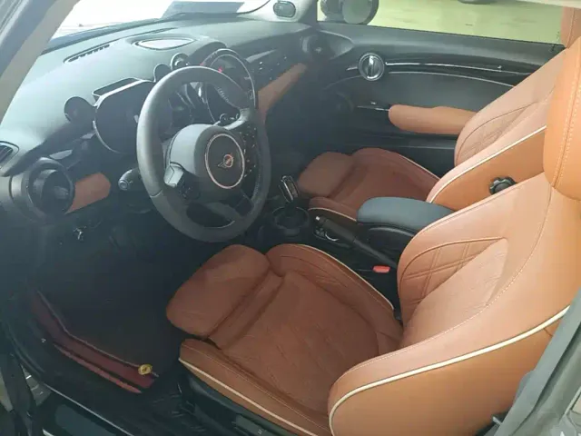 MINI Hatch — Фото автомобиля 14