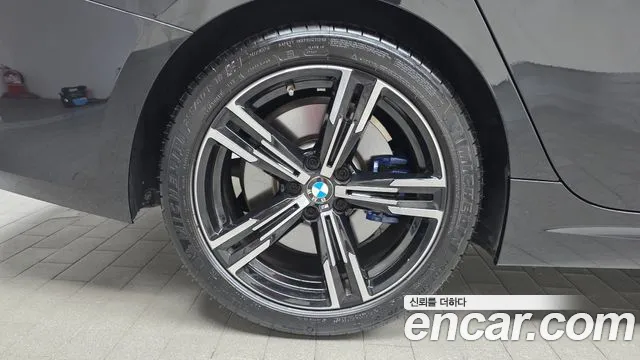 BMW 3-Series 3 серия (G20) 320i M Sport — Фото автомобиля 5