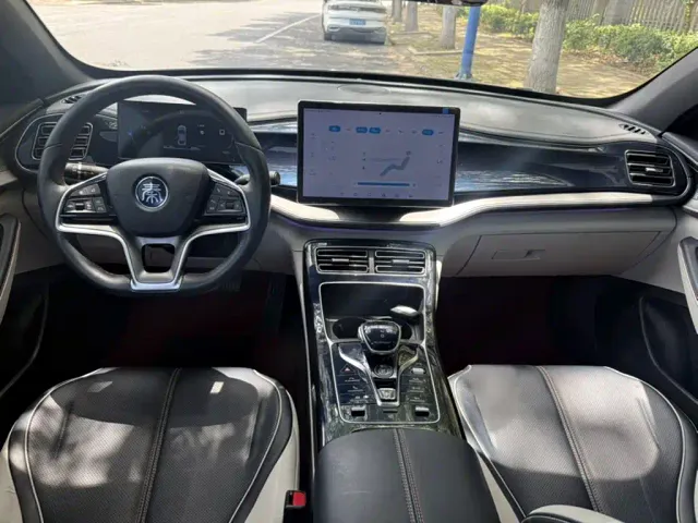 BYD Qin PLUS — Фото автомобиля 22