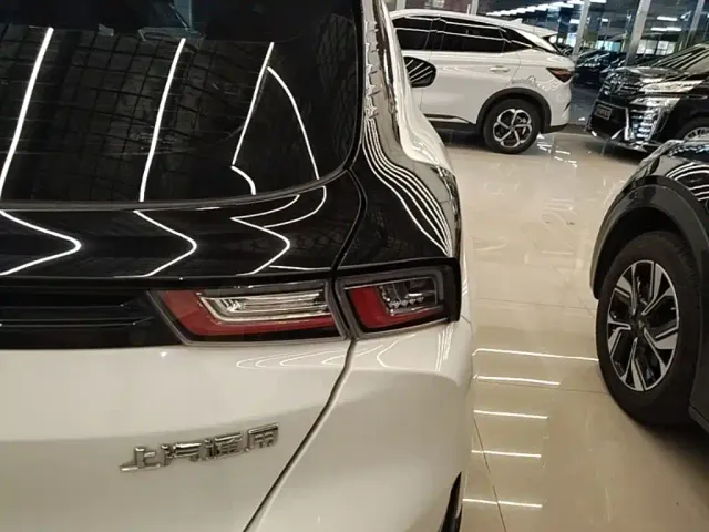 Chevrolet Menlo — Фото автомобиля 7
