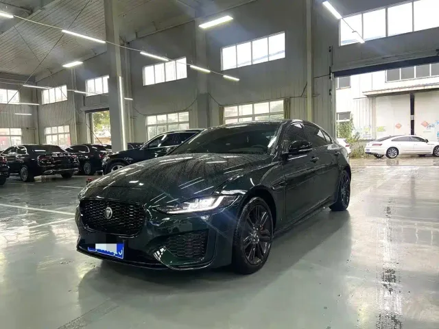 Фотография автомобиля — Jaguar XEL
