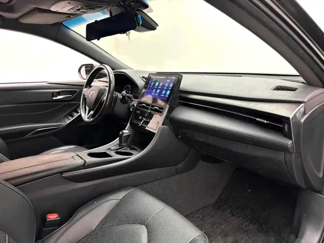 Toyota Avalon — Фото автомобиля 6