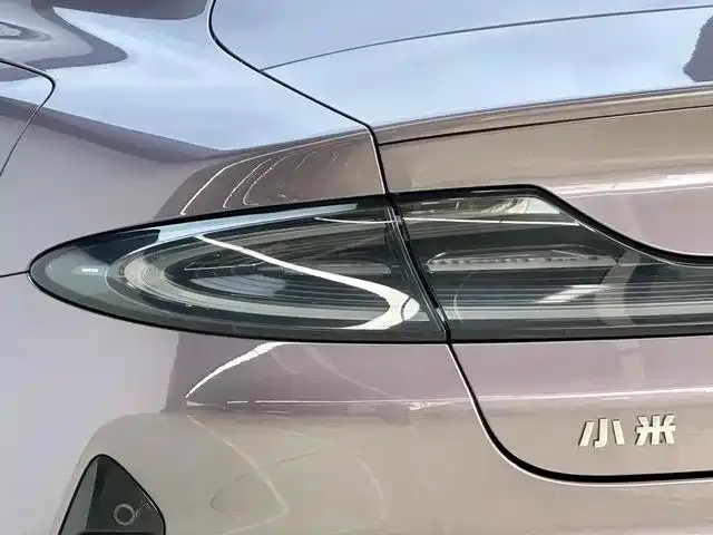 Xiaomi SU7 — Фото автомобиля 19