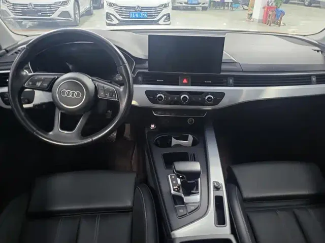 Audi A4L — Фото автомобиля 12