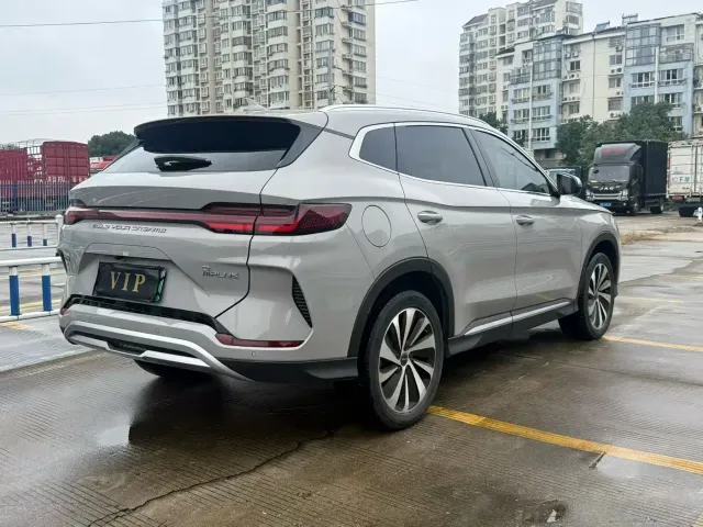 BYD Song PLUS — Фото автомобиля 4