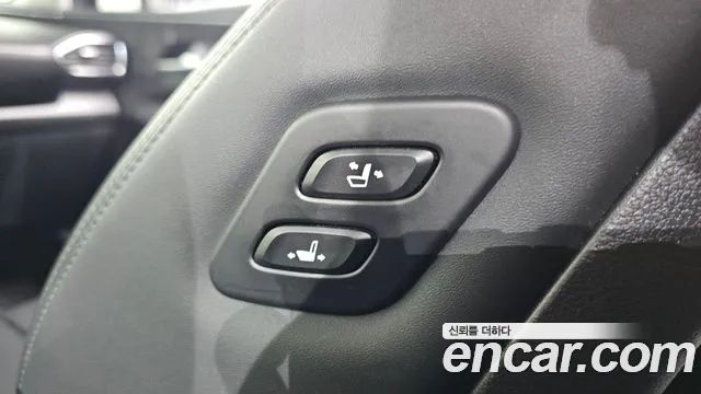 Hyundai Santa Fe — Фото автомобиля 22