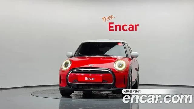 Mini Cooper Cooper 5 дверей Classic — Фото автомобиля 3