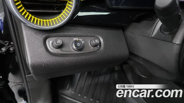 ChevroletGMDaewoo Trax Trax Кроссовер — Фото автомобиля 14