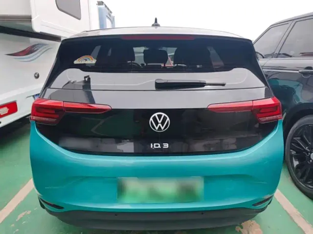 Volkswagen ID.3 — Фото автомобиля 5