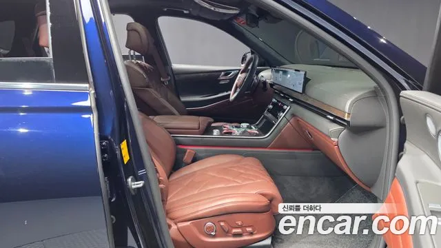 Genesis GV80 — Фото автомобиля 11