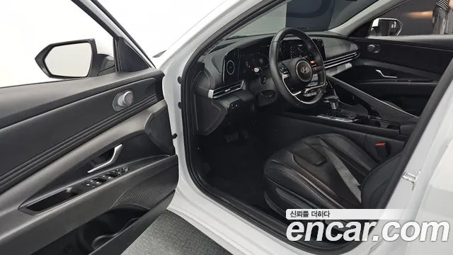 Hyundai AVANTE Новый Avante (CN7) — Фото автомобиля 11