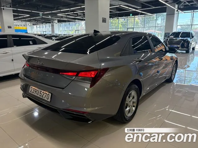 Hyundai AVANTE Avante (CN7) — Фото автомобиля 5