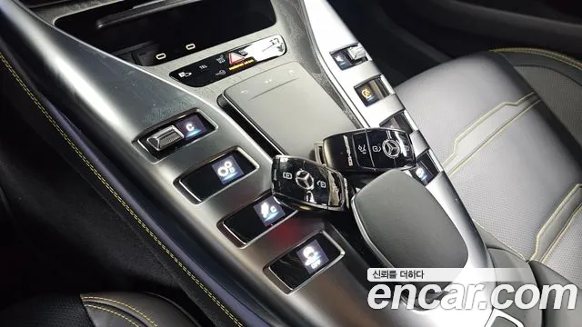 Mercedes-Benz AMG GT 4 двери 43 4MATIC+ — Фото автомобиля 16