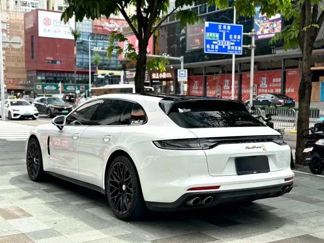 Porsche Panamera — Фото автомобиля 9