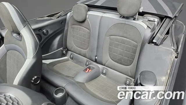 Mini Cooper Convertible — Фото автомобиля 12