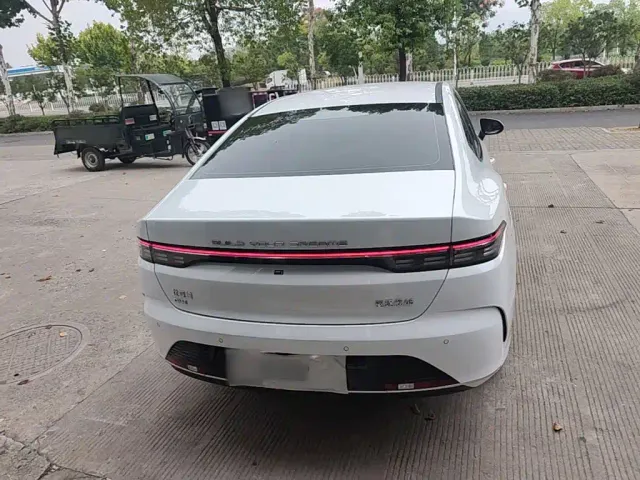 BYD Destroyer 05 — Фото автомобиля 5