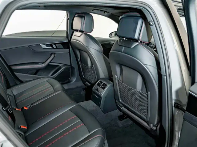 Audi A4L — Фото автомобиля 22