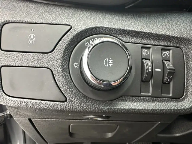 Chevrolet Orlando — Фото автомобиля 13