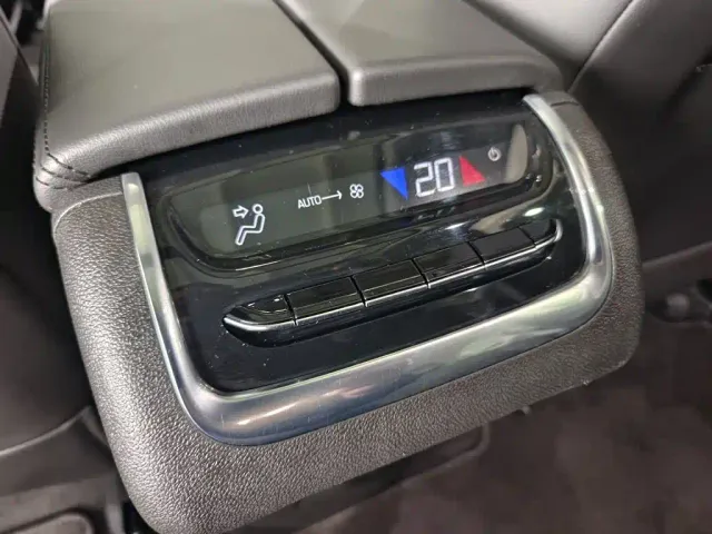 Buick Enclave — Фото автомобиля 22