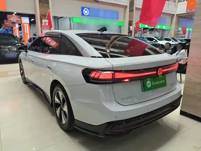 Volkswagen ID.7 Vizzion — Фото автомобиля 4