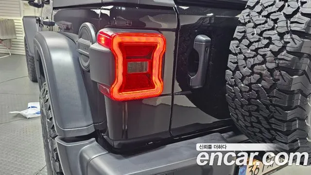Jeep Wrangler Wrangler (JL) — Фото автомобиля 23
