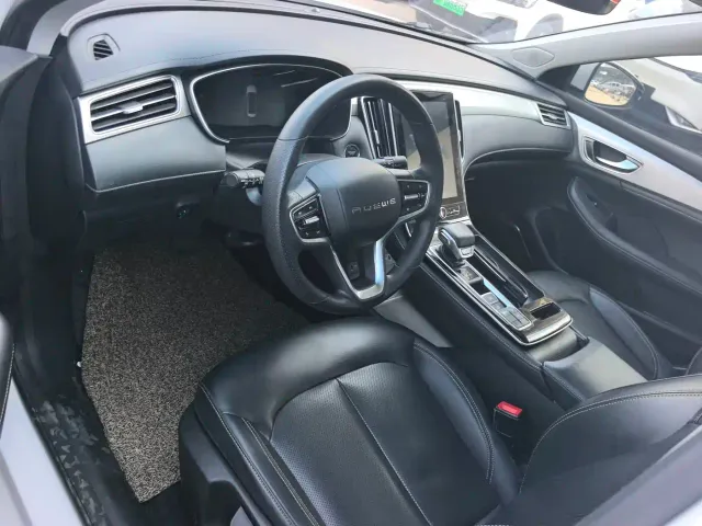 Roewe i6 MAX EV — Фото автомобиля 10
