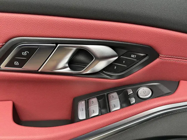 BMW 3 Series — Фото автомобиля 14