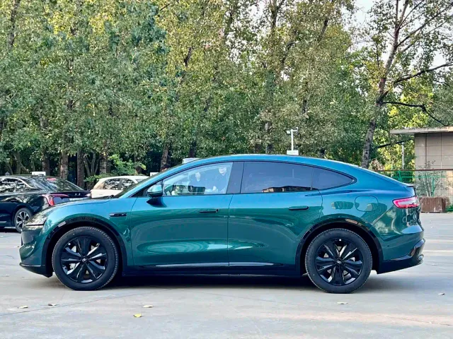 Luxeed R7 — Фото автомобиля 17