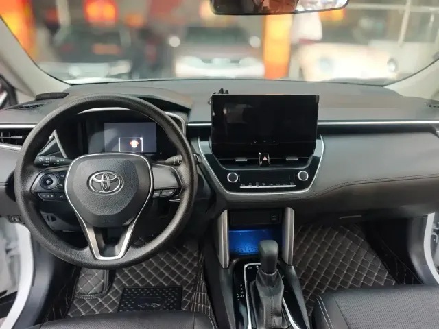 Toyota Frontlander — Фото автомобиля 13