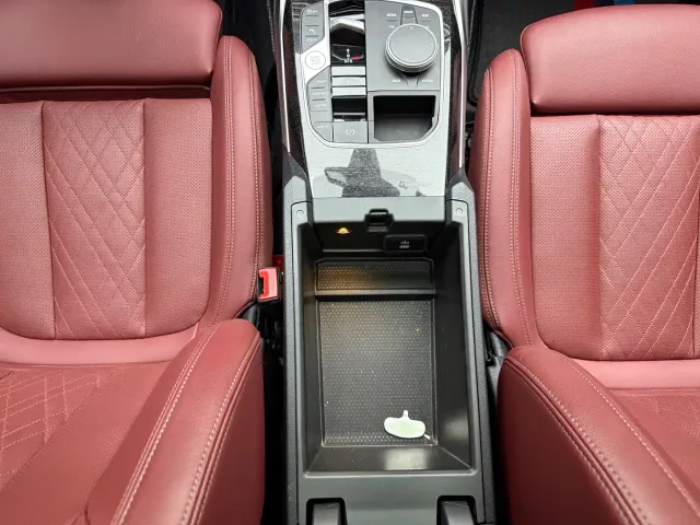 BMW 3 Series — Фото автомобиля 13