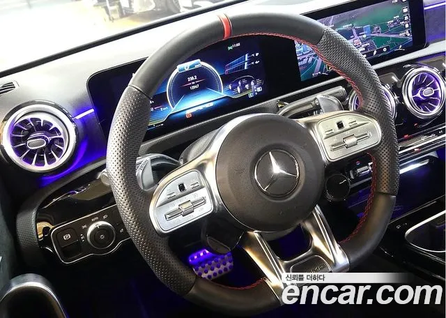 Mercedes-Benz A-Class — Фото автомобиля 12