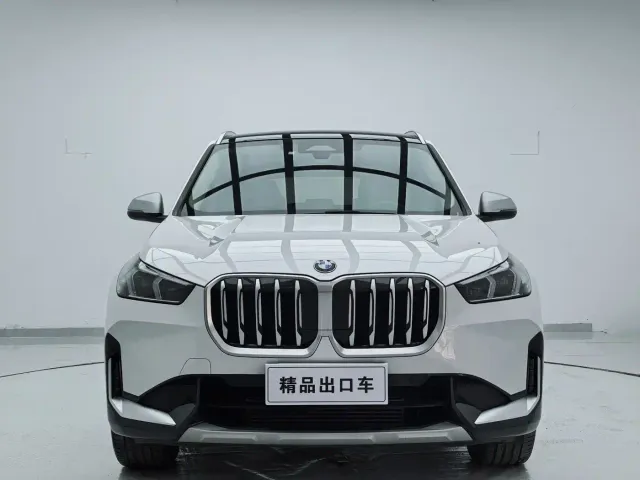 BMW X1 — Фото автомобиля 2