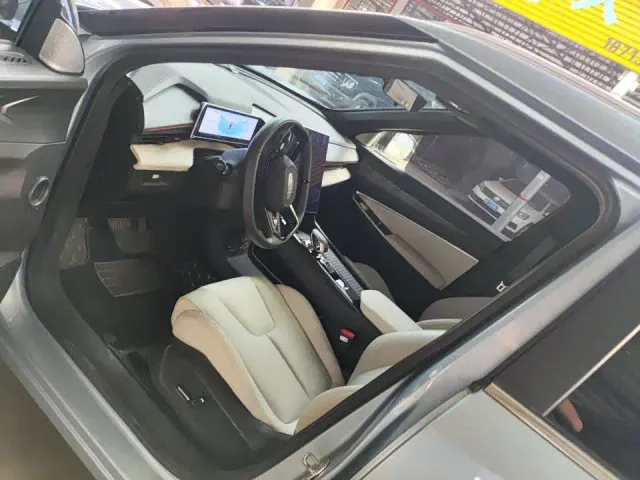 Geely Boyue L — Фото автомобиля 5