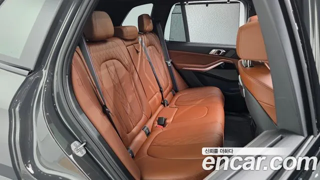 BMW X5 xDrive 40i M Sport Pro — Фото автомобиля 11