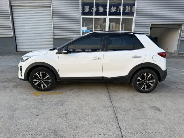 Kia KX1 — Фото автомобиля 2