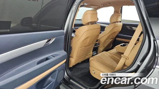 Genesis GV80 — Фото автомобиля 16