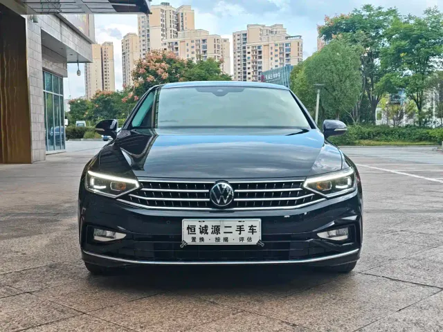 Volkswagen Magotan — Фото автомобиля 2