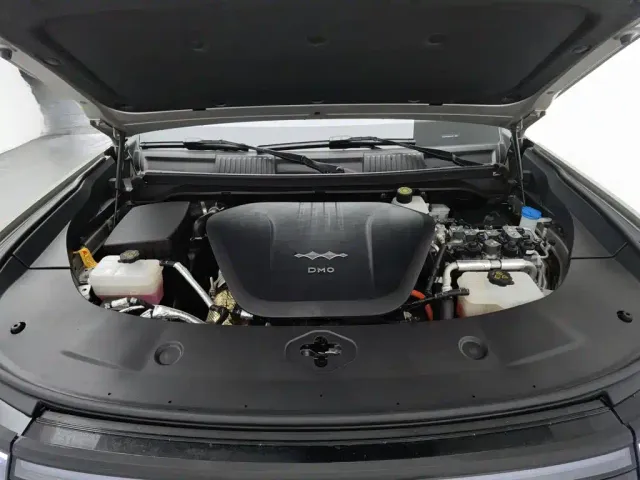 BYD FangChengBao Leopard 8 — Фото автомобиля 6
