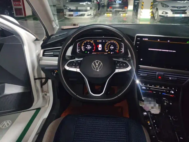 Volkswagen Bora — Фото автомобиля 11