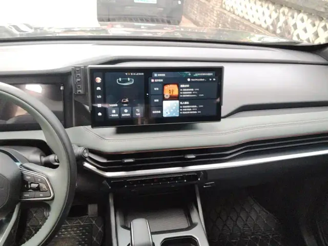 Geely Haoyue L — Фото автомобиля 12