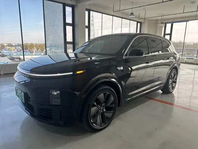 Li Auto L7 — Фото автомобиля 3