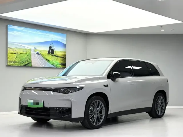 Фотография автомобиля — Leapmotor C10