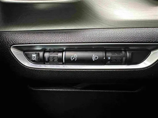 Geely Binyue — Фото автомобиля 12